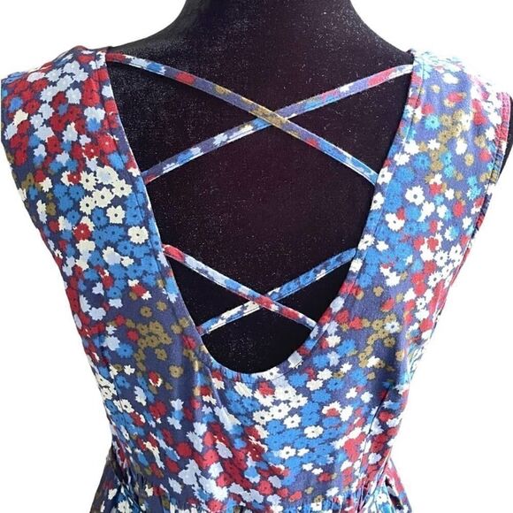 Forever 21 Blue, Red, and White Floral Sleeveless Lightweight Summer Dress Sz M - Picture 13 of 14